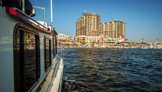 Ranger Tug Kismet Cruising, Destin Florida